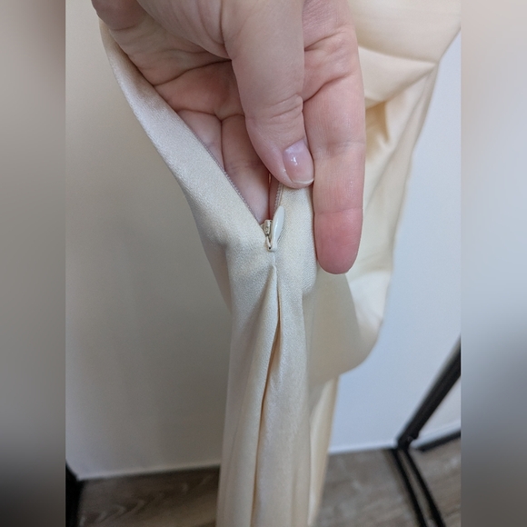 NWT ASTR The Label Cream Satin Formal Slip Dress Midi To Maxi Length Size XL - Picture 9 of 16